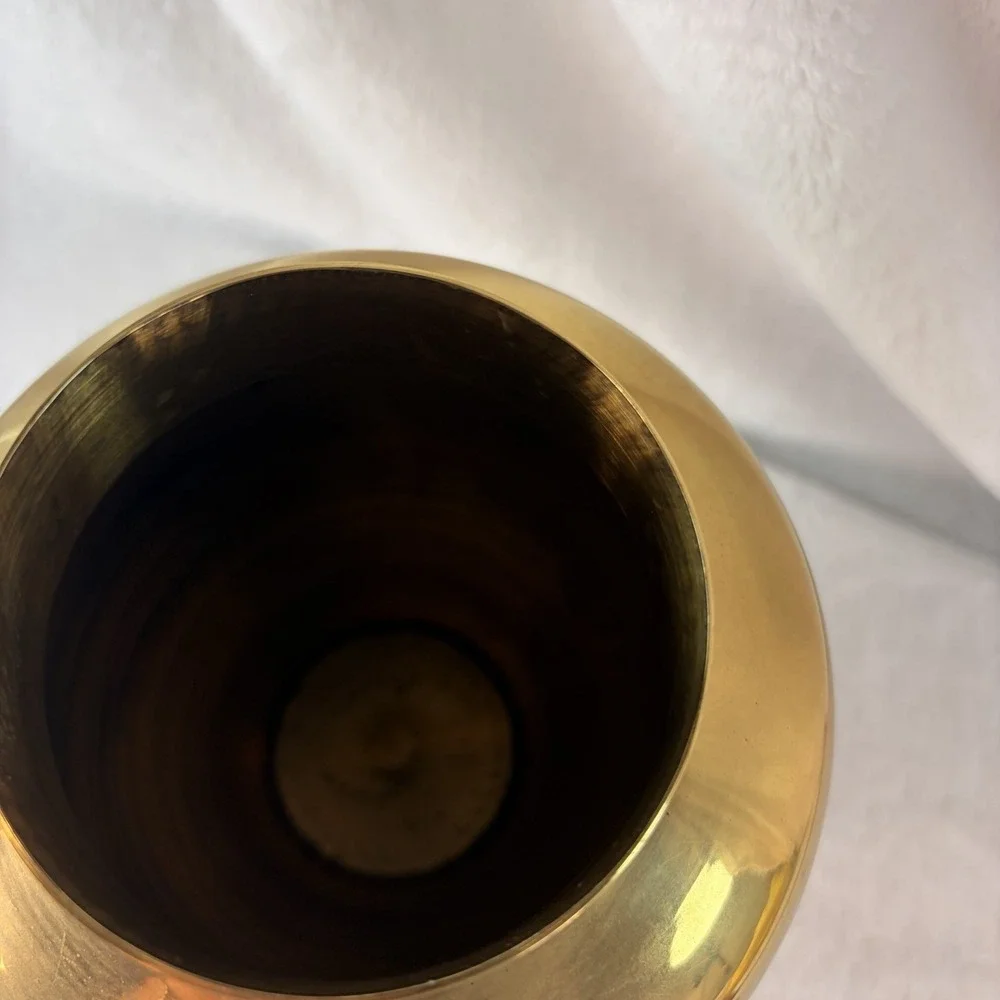 Vintage Solid Brass Ginger Jar Pointed Finial Lid Hollywood Regency Temple Urn